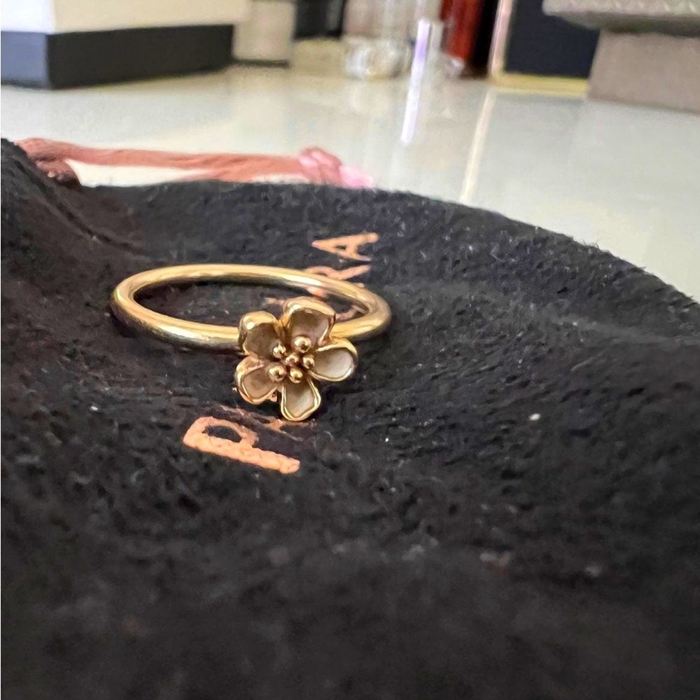 Pandora gold 14k ring